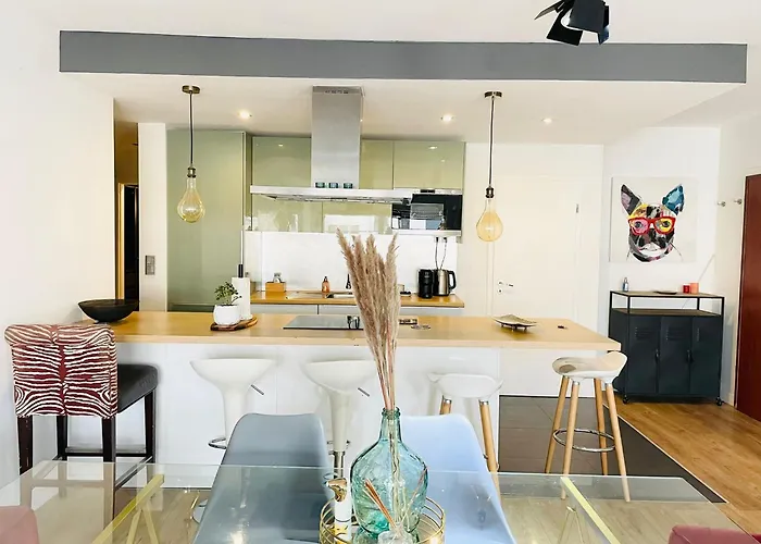 Large 2 Bedrooms Flat With Terrace And Oarking * Luxembourg